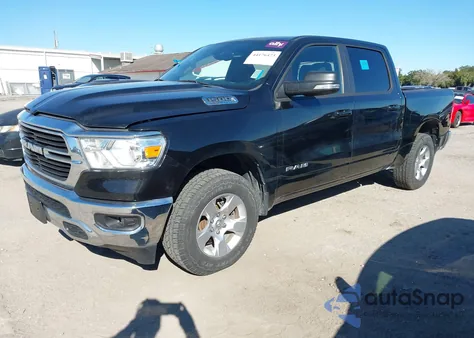 2021 Ram 1500 Big Horn 4X4 5'7 Box из США, поврежденный, VIN 1C6SRFFT7MN599174